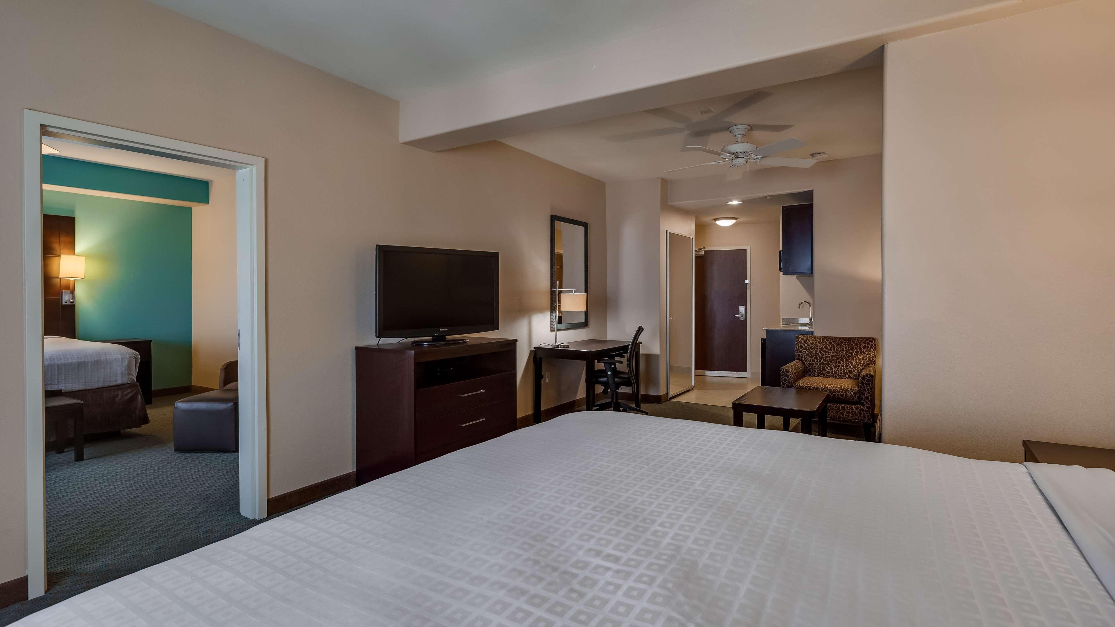 Best Western Plus Midland Suites Luaran gambar