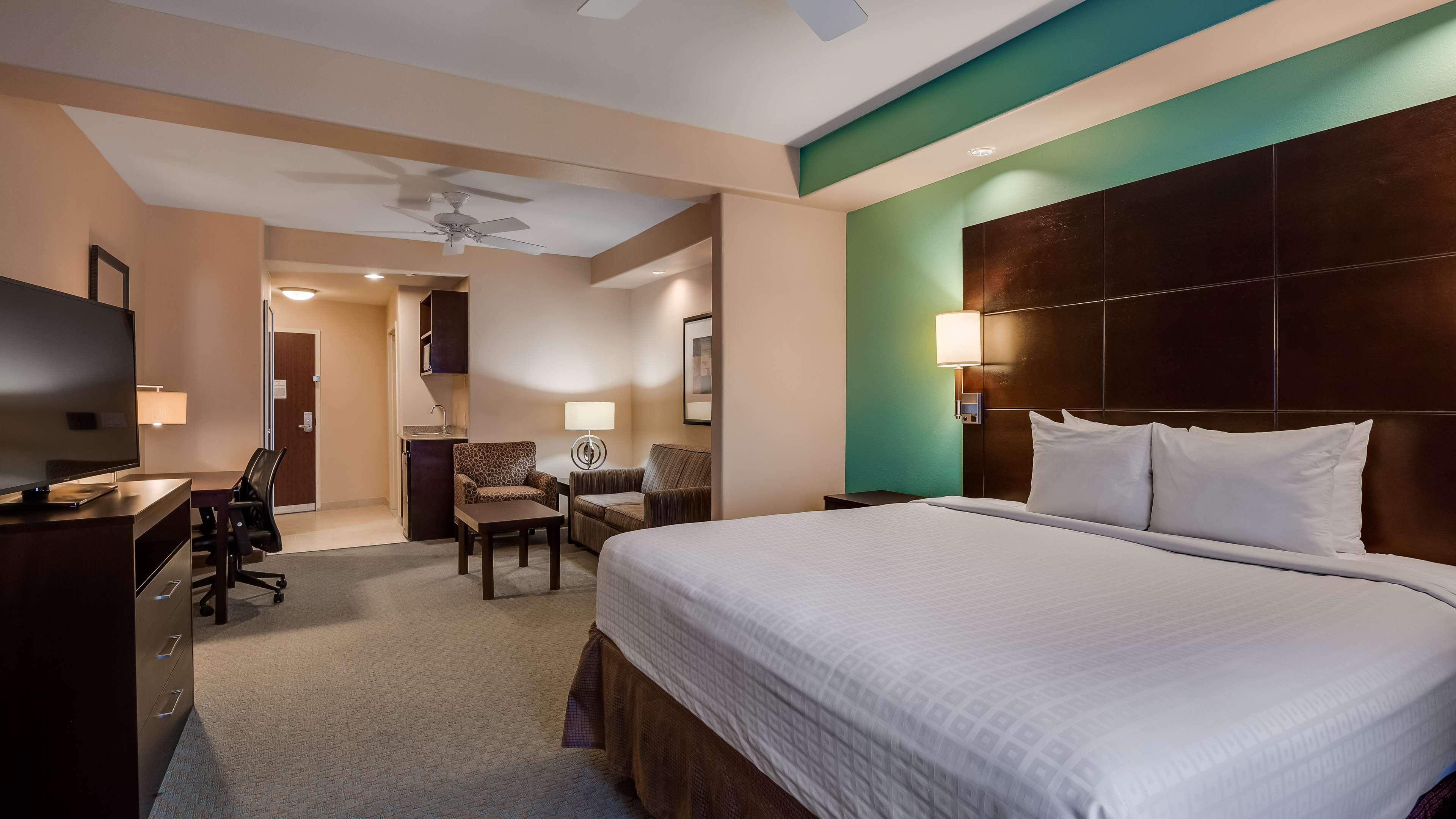 Best Western Plus Midland Suites Luaran gambar