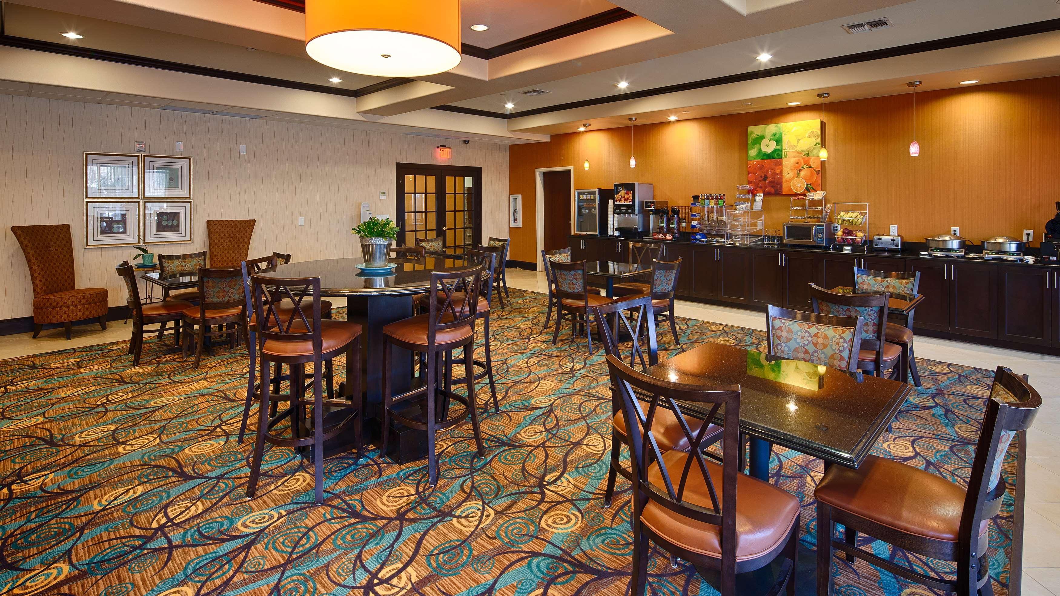 Best Western Plus Midland Suites Luaran gambar
