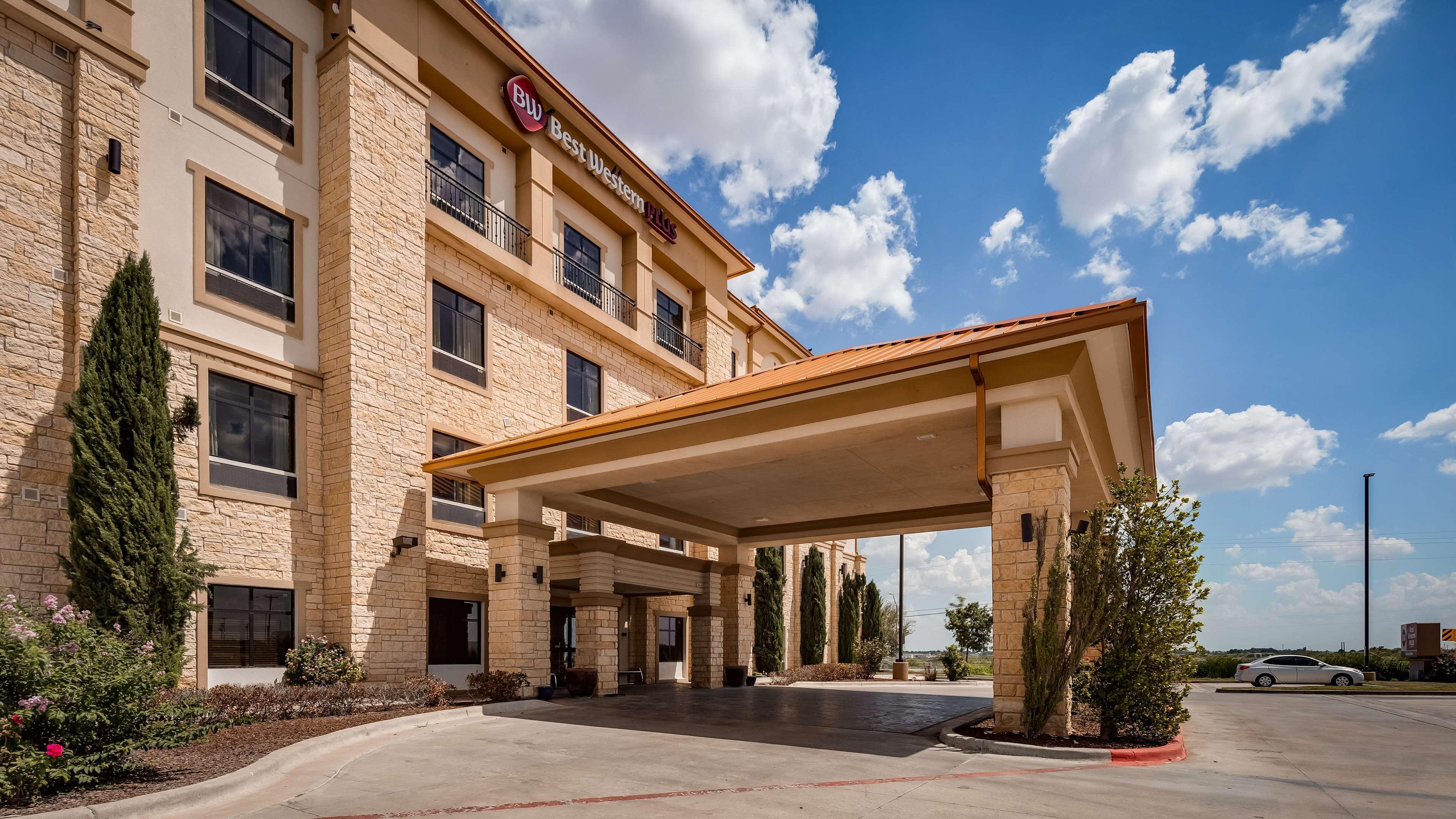 Best Western Plus Midland Suites Luaran gambar