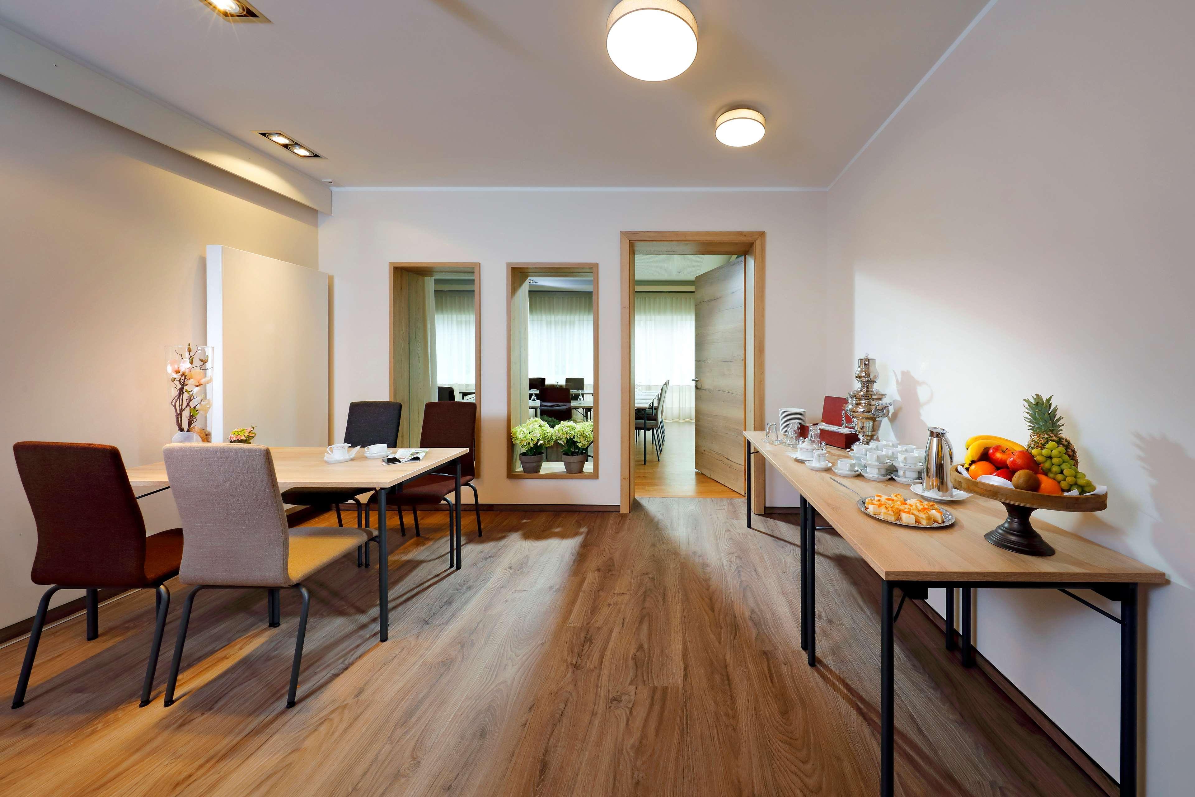Best Western Plus Midland Suites Luaran gambar